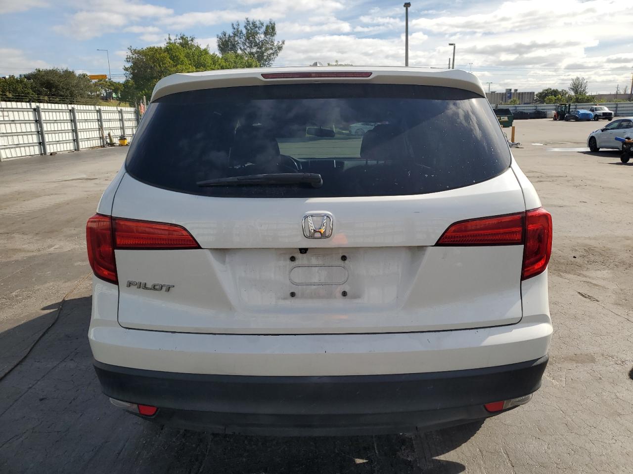 2018 Honda Pilot Exl VIN: 5FNYF5H57JB023017 Lot: 92241285