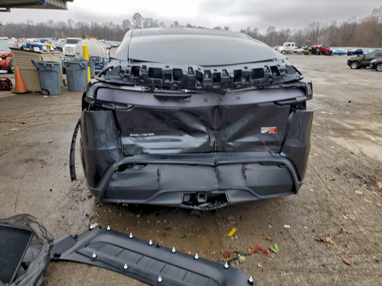 2026 Tesla Model Y VIN: 7SAYGDEEXTF330408 Lot: 93757445