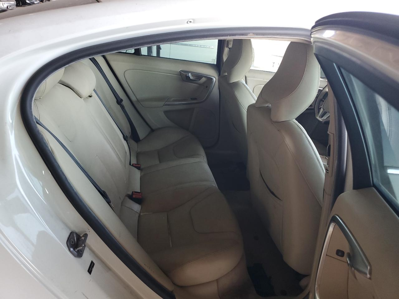 2015 Volvo S60 Premier VIN: YV140MFK7F2338391 Lot: 92955475