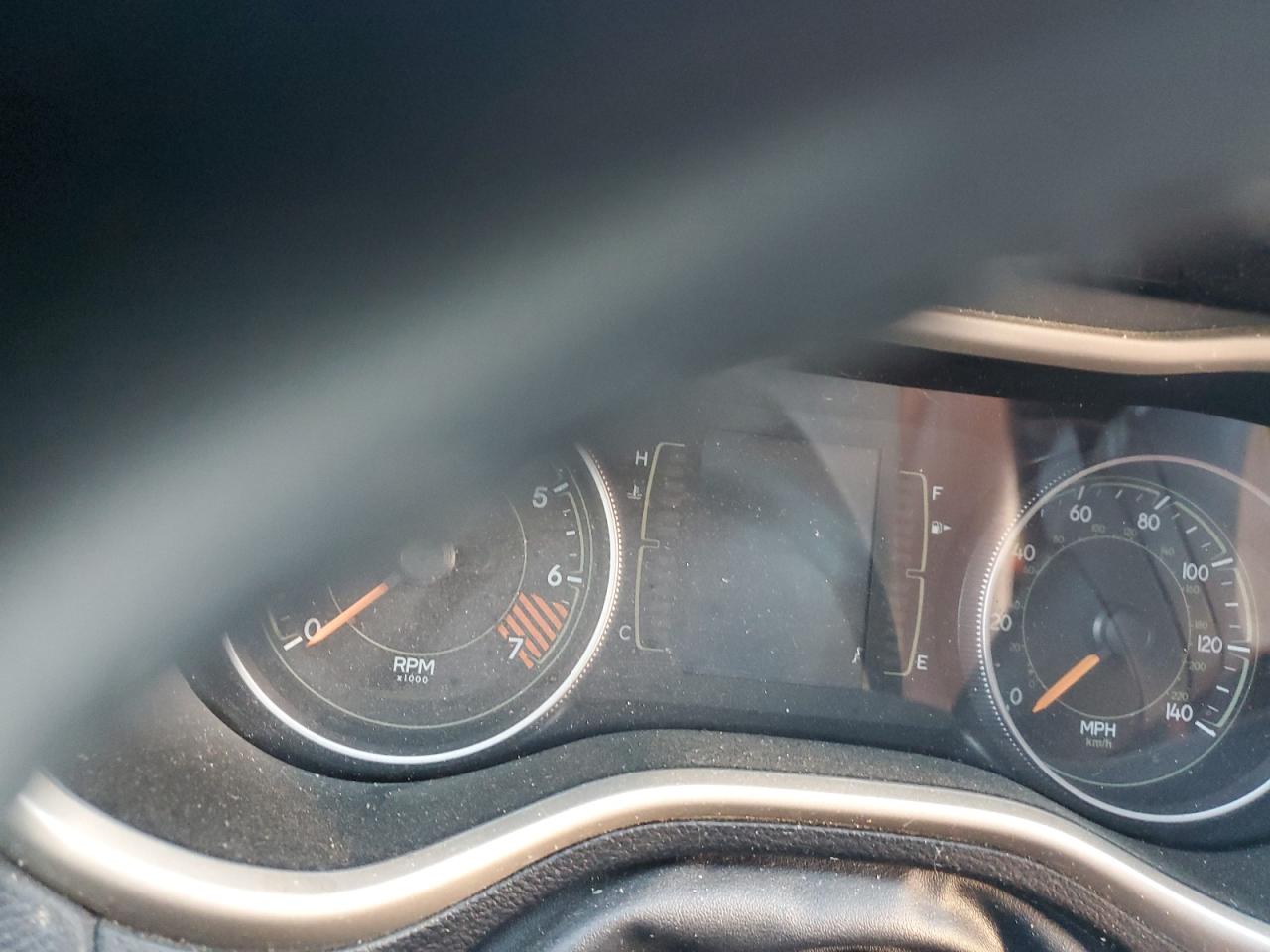 2015 Jeep Cherokee Latitude VIN: 1C4PJMCB6FW734308 Lot: 91243625