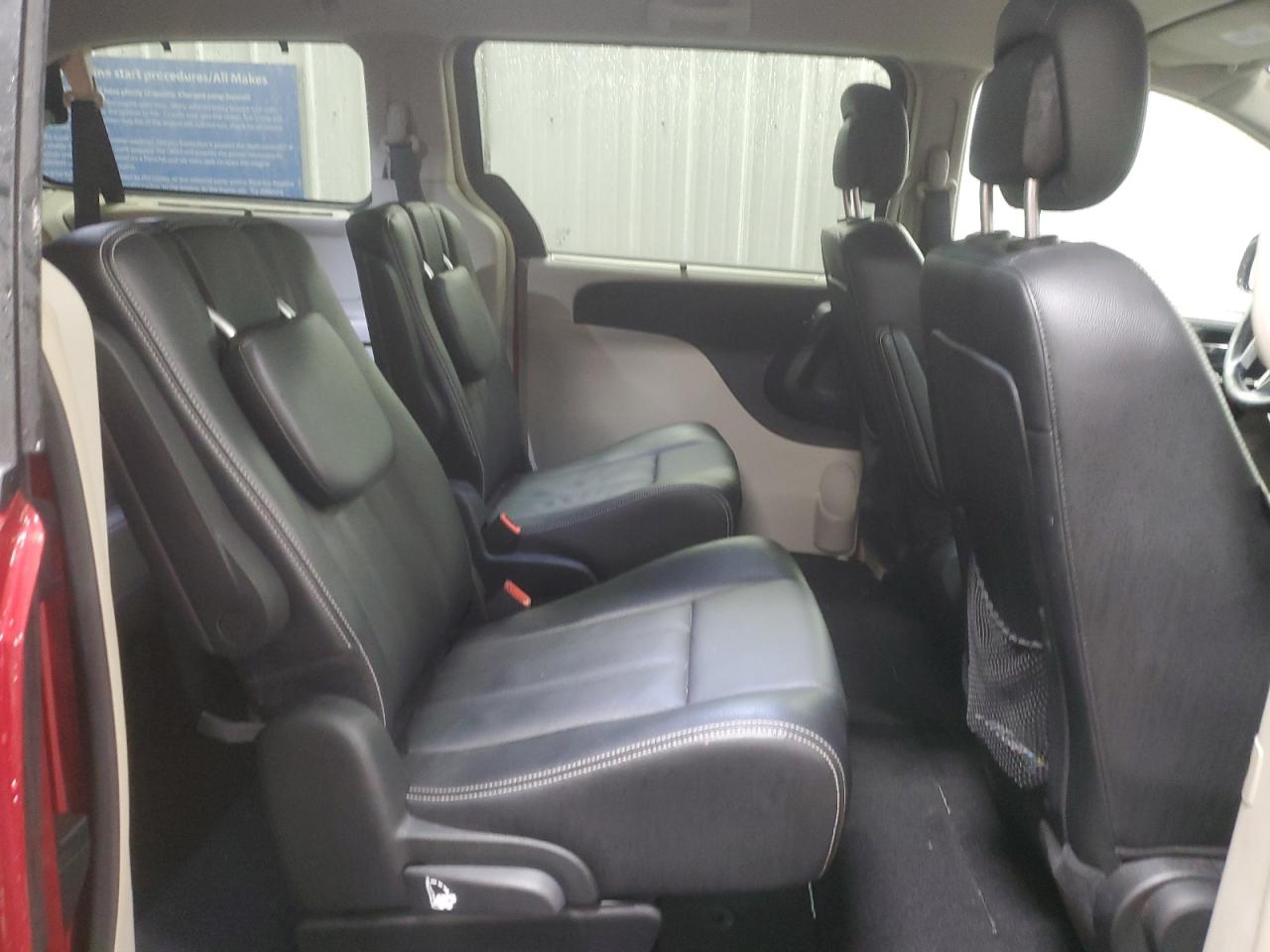 2015 Chrysler Town & Country Touring VIN: 2C4RC1BG5FR526427 Lot: 91872355