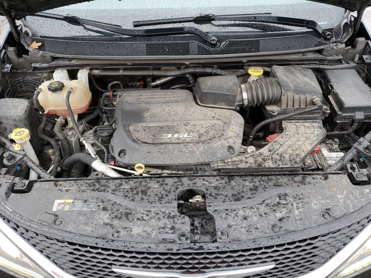 2017 Chrysler Pacifica Touring L VIN: 2C4RC1BG9HR607952 Lot: 91352045