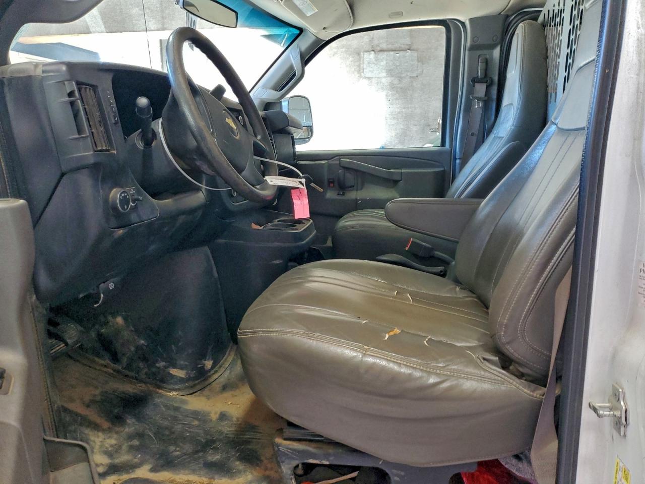 2016 Chevrolet Express G2500 VIN: 1GCWGAFFXG1133358 Lot: 94032825