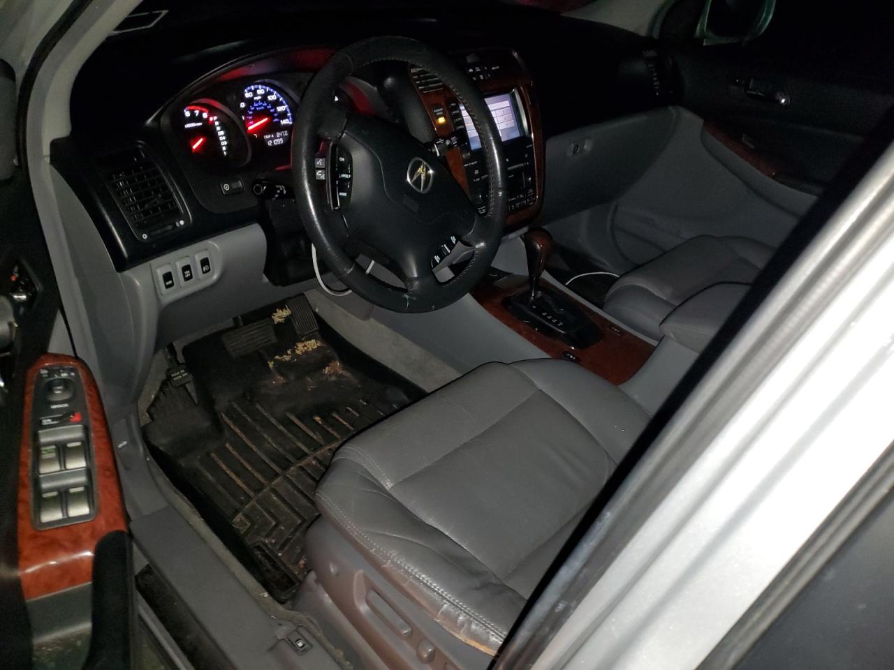 2005 Acura Mdx Touring VIN: 2HNYD18885H545867 Lot: 92994595