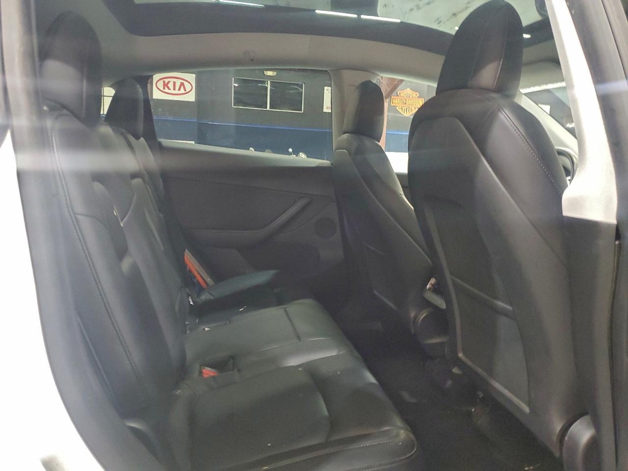 2020 Tesla Model Y VIN: 5YJYGDEF3LF034393 Lot: 94296445