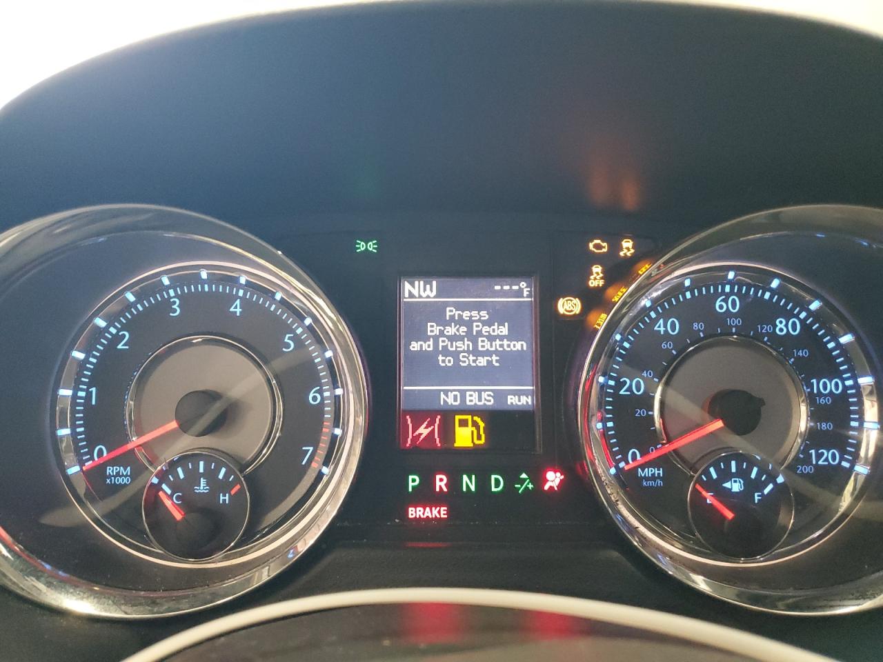 2016 Chrysler Town & Country Touring VIN: 2C4RC1BG8GR137931 Lot: 90815895