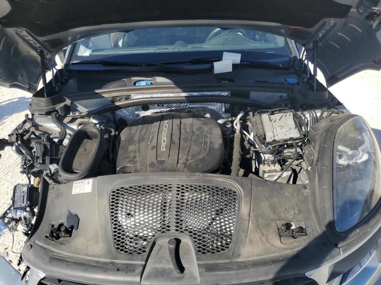 2020 Porsche Macan VIN: WP1AA2A51LLB10094 Lot: 91558615