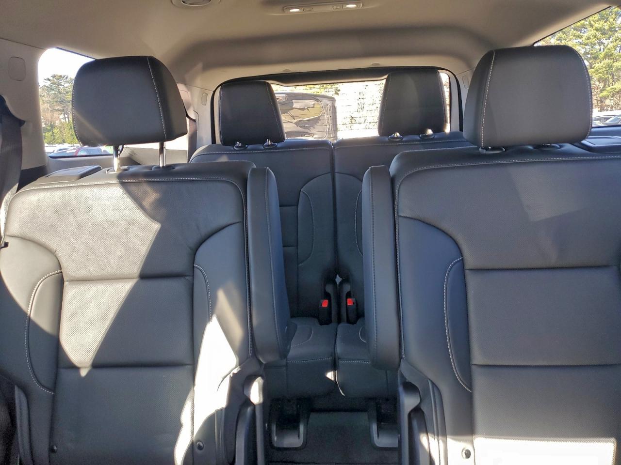 2022 GMC Acadia Slt VIN: 1GKKNULS1NZ147806 Lot: 93551995