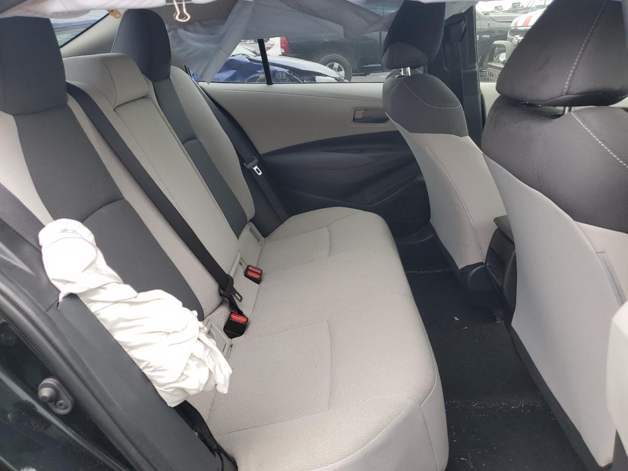 2022 Toyota Corolla Le VIN: JTDEPMAE3NJ215148 Lot: 92368475