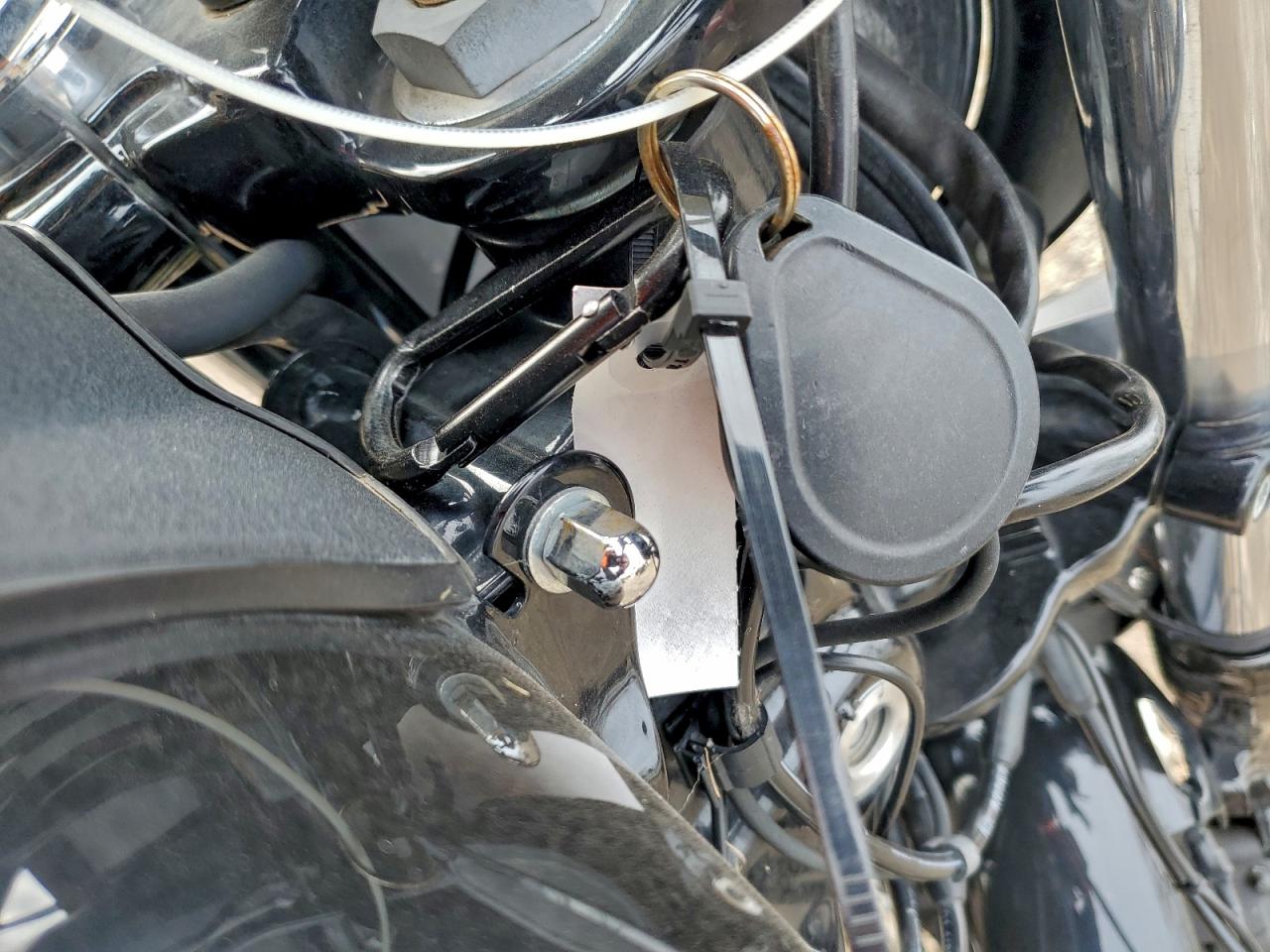 2017 Harley-Davidson Fxdls VIN: 1HD1GS818HC319664 Lot: 93964175