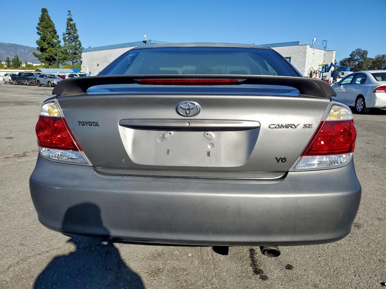 2005 Toyota Camry Se VIN: 4T1BA32K15U071242 Lot: 94710335