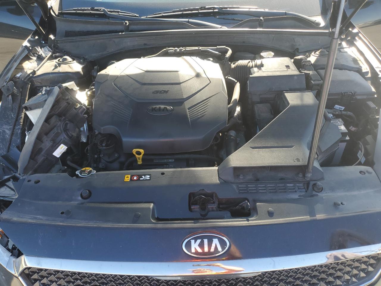 2017 Kia Cadenza Premium VIN: KNALB4J19H5086717 Lot: 93278815