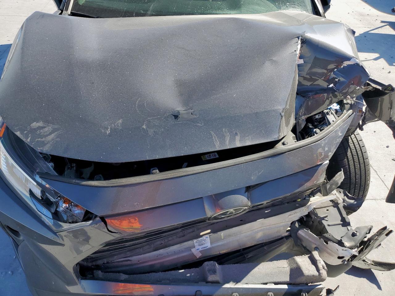 2020 Toyota Rav4 Xle Premium VIN: 2T3A1RFV4LW124118 Lot: 92268935