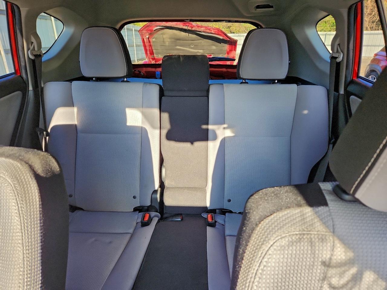 2017 Toyota Rav4 Xle VIN: JTMWFREV1HJ147287 Lot: 93789065