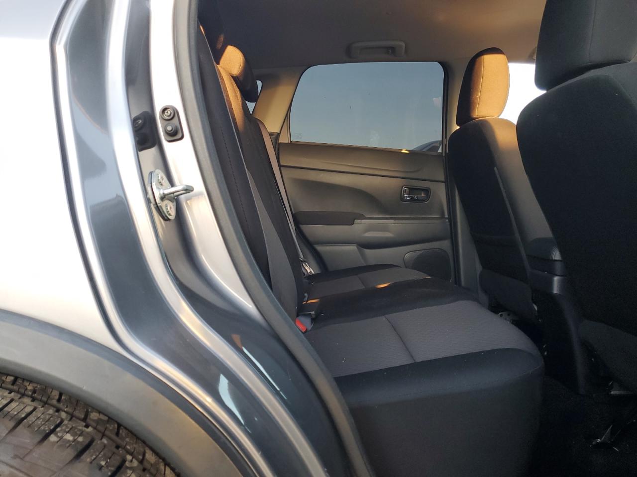 2019 Mitsubishi Outlander Sport Es VIN: JA4AR3AU3KU025624 Lot: 91649655