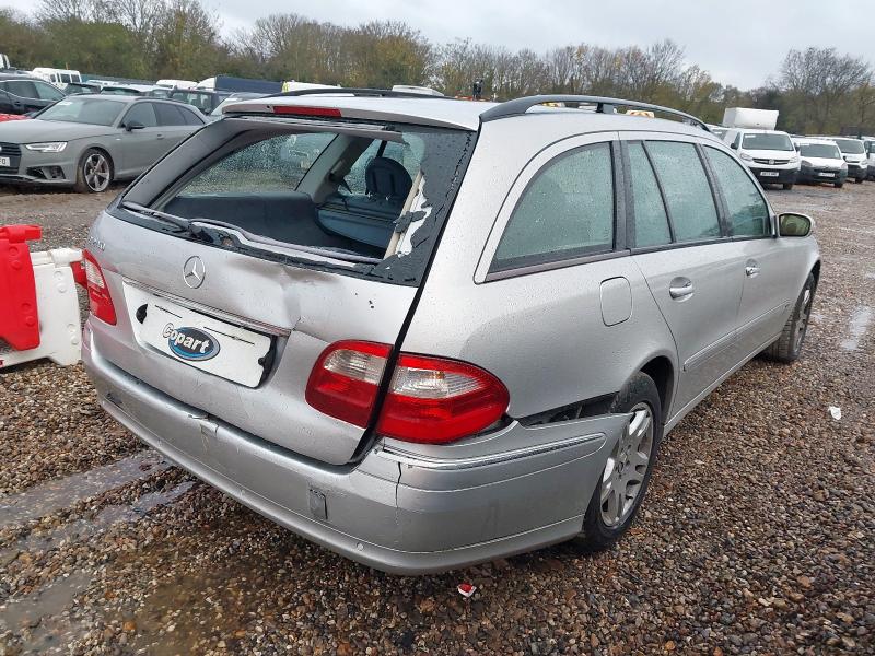2005 MERCEDES-BENZ E CLASS E240 ELEGANCE 5DR TIP AUTO