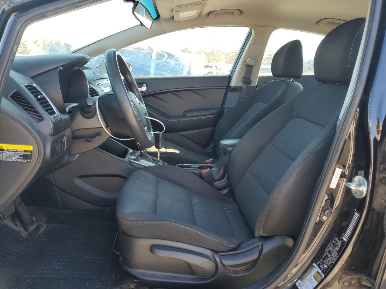 2017 Kia Forte Lx VIN: 3KPFK4A79HE110247 Lot: 91920865