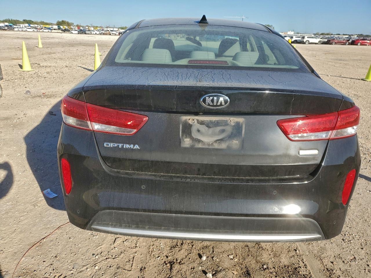 2017 Kia Optima Hybrid VIN: KNAGT4LE3H5018766 Lot: 94499605