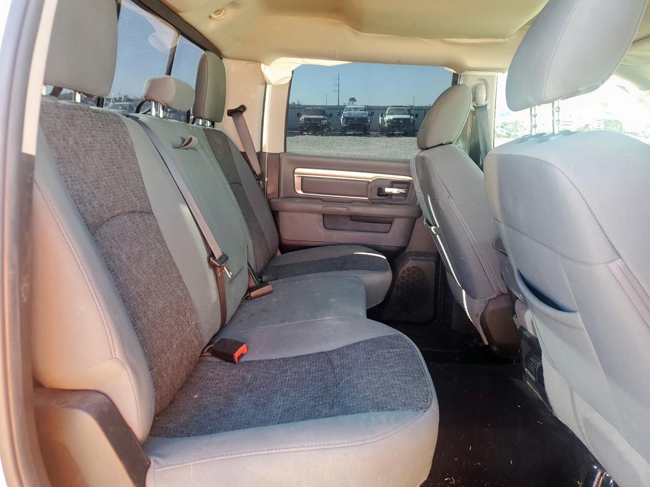 2019 Ram 1500 Classic Slt VIN: 1C6RR6TT2KS585054 Lot: 92261235