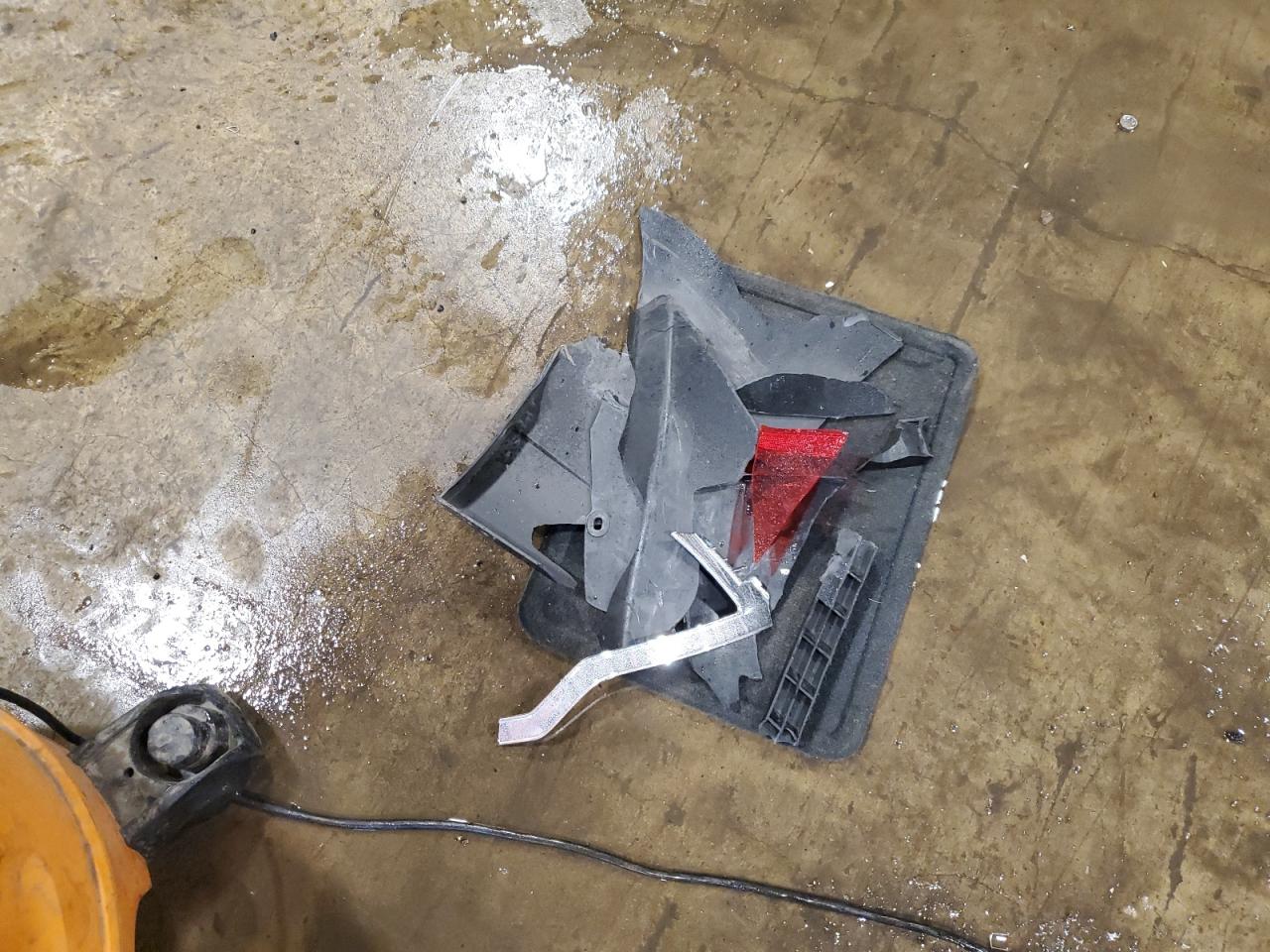 2011 Ford Fusion Se VIN: 3FAHP0HA1BR142832 Lot: 92630015