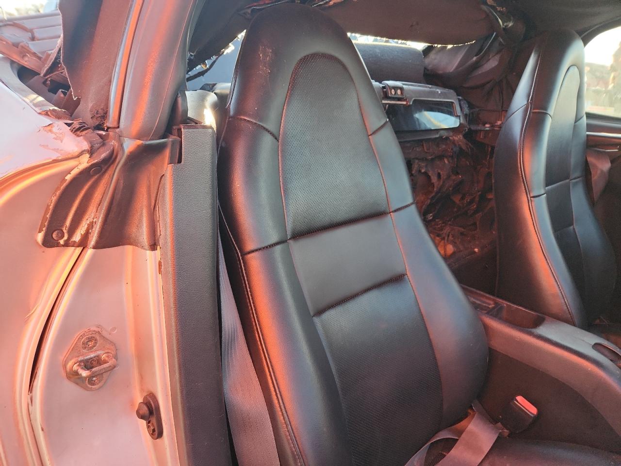 2000 Toyota Mr2 Spyder VIN: JTDFR3201Y0007453 Lot: 93180655