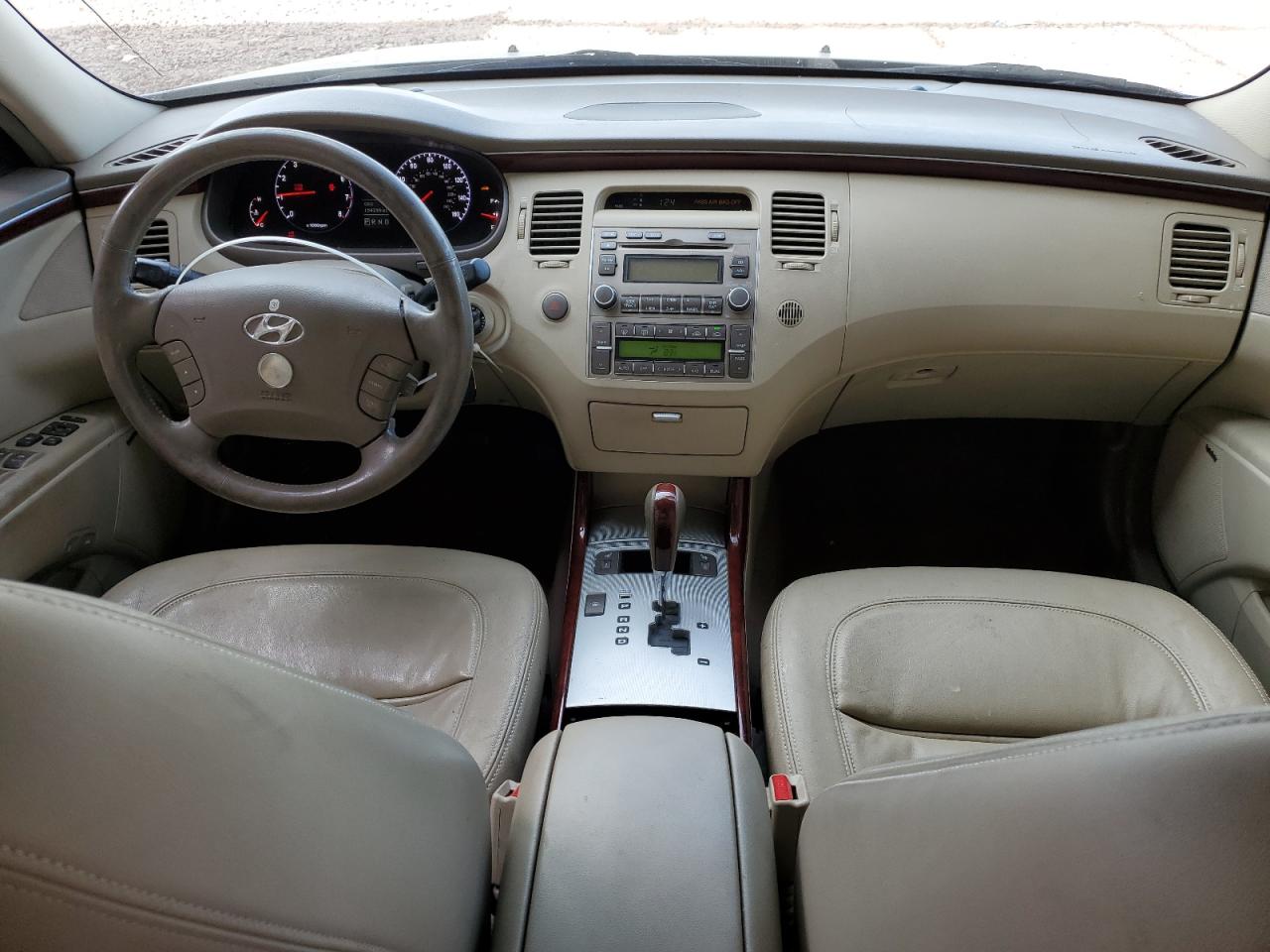 2008 Hyundai Azera Se VIN: KMHFC46F98A334064 Lot: 92713745