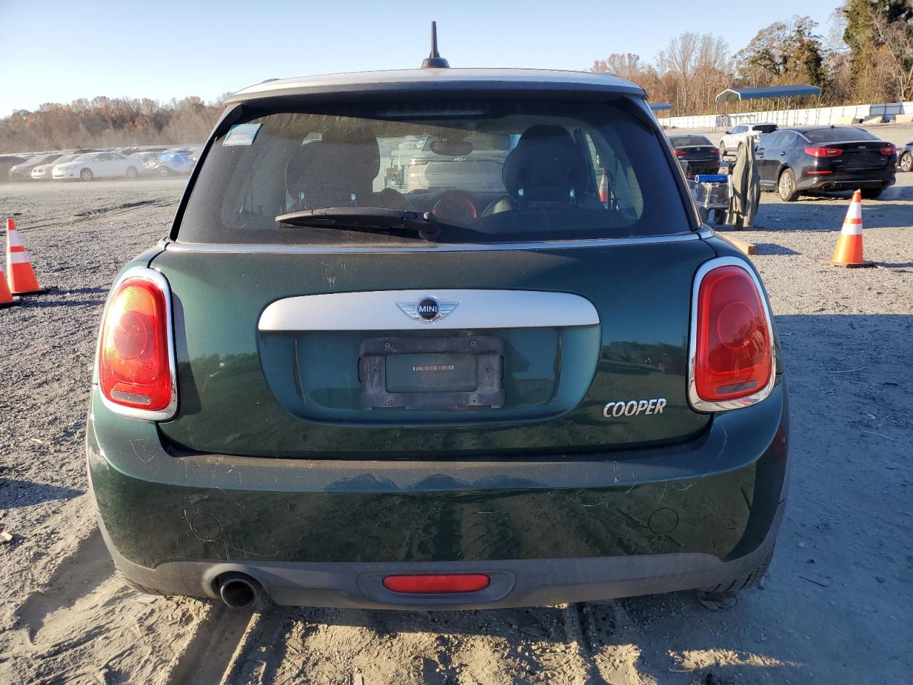 2015 Mini Cooper VIN: WMWXM5C55F2A94753 Lot: 92264875