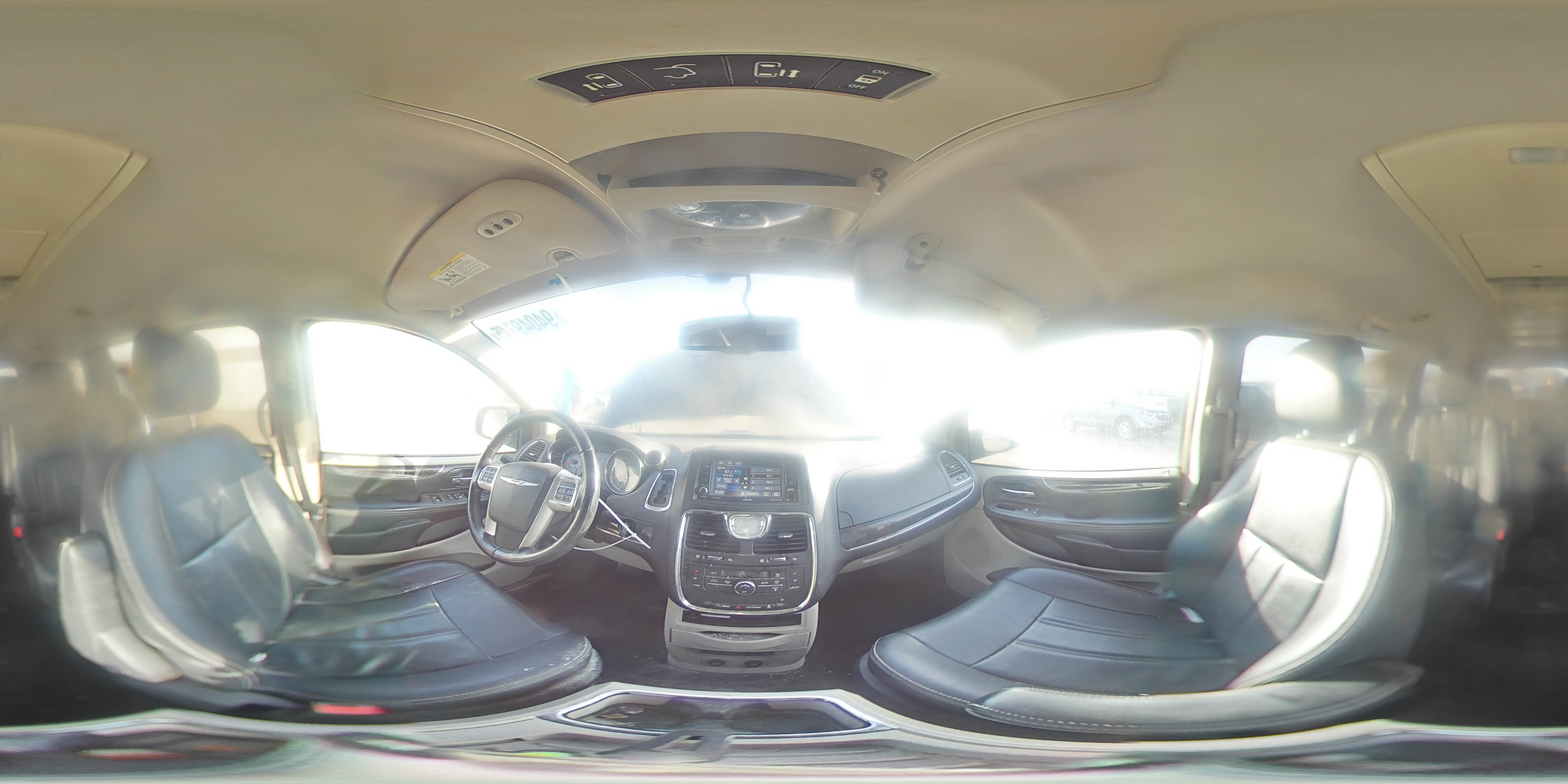 2016 Chrysler Town & Country Touring VIN: 2C4RC1BG5GR174029 Lot: 94049745