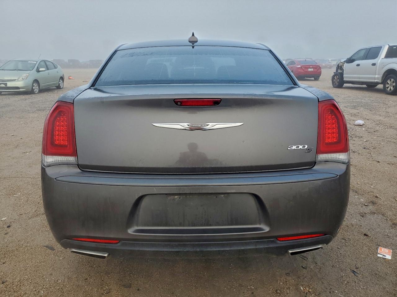 2019 Chrysler 300 S VIN: 2C3CCABG6KH697763 Lot: 94311545