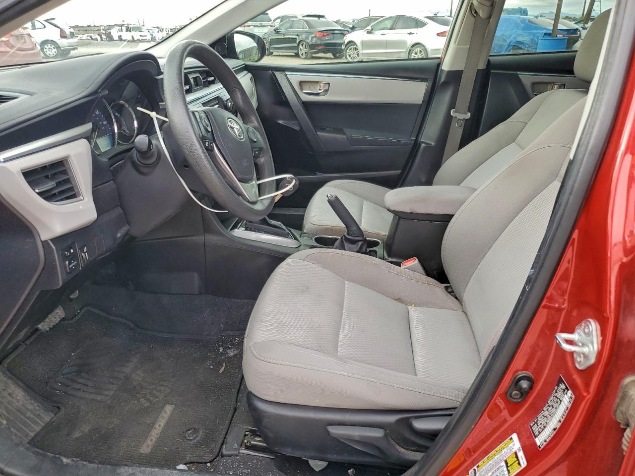 2015 Toyota Corolla L VIN: 5YFBURHE8FP358043 Lot: 94137125