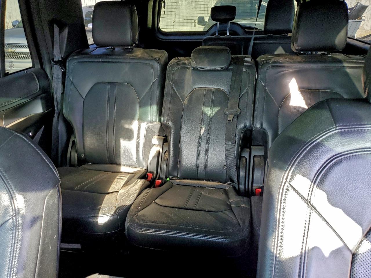 2019 Ford Expedition Limited VIN: 1FMJU2AT5KEA06701 Lot: 94049695