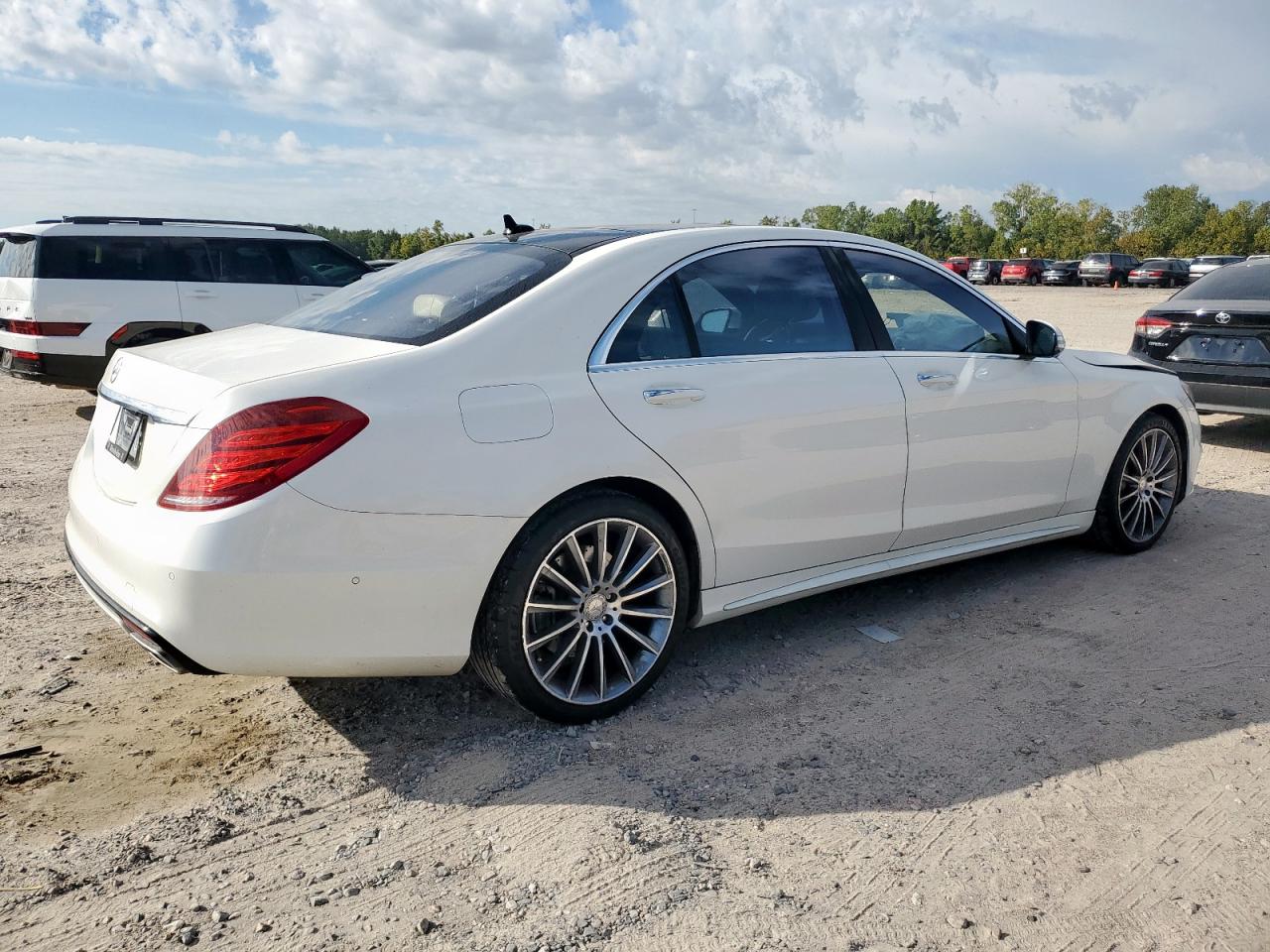 Фото: WDDUG8CB5FA141793