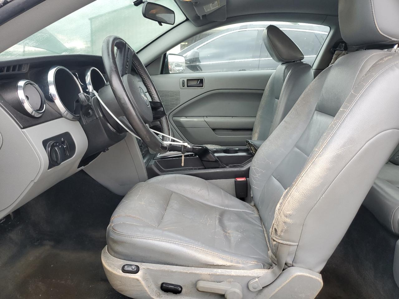 2007 Ford Mustang VIN: 1ZVFT80N975301422 Lot: 90523055