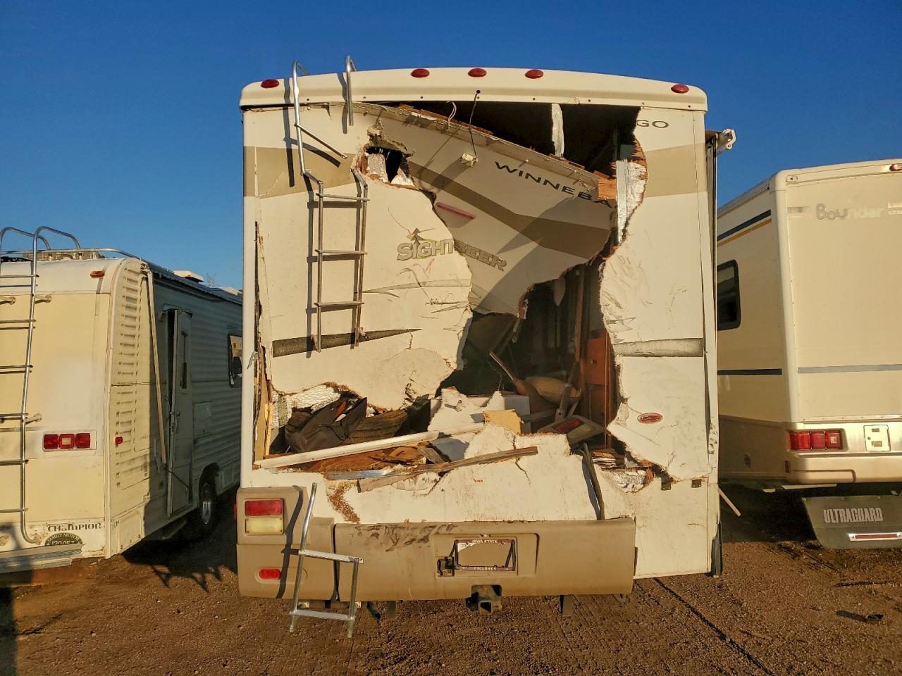 2007 Ford F550 Super Duty Stripped Chassis VIN: 1F6NF53Y170A03666 Lot: 93976965