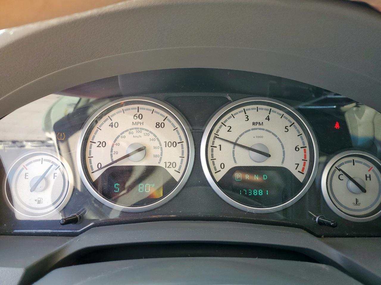 2010 Chrysler Town & Country Touring VIN: 2A4RR5D15AR302852 Lot: 93524035