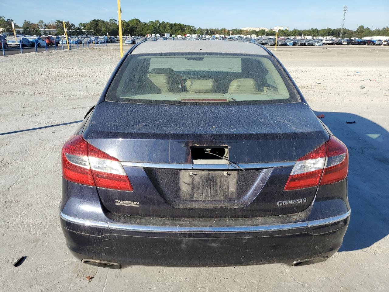 2013 Hyundai Genesis 3.8L VIN: KMHGC4DD4DU220794 Lot: 92636875