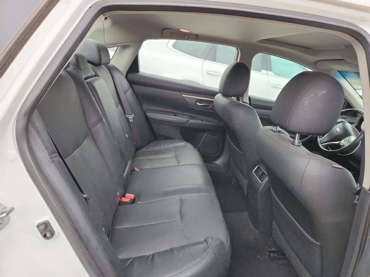 2015 Nissan Altima 2.5 VIN: 1N4AL3AP1FN348786 Lot: 93423365