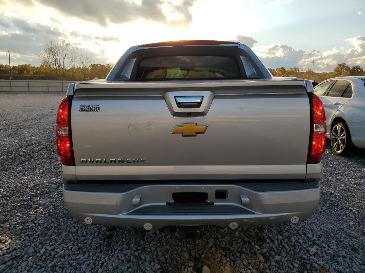2013 Chevrolet Avalanche Ltz VIN: 3GNTKGE77DG325615 Lot: 91880855