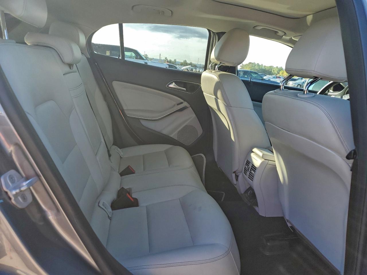 2015 Mercedes-Benz Gla 250 VIN: WDCTG4EB1FJ183058 Lot: 94297405