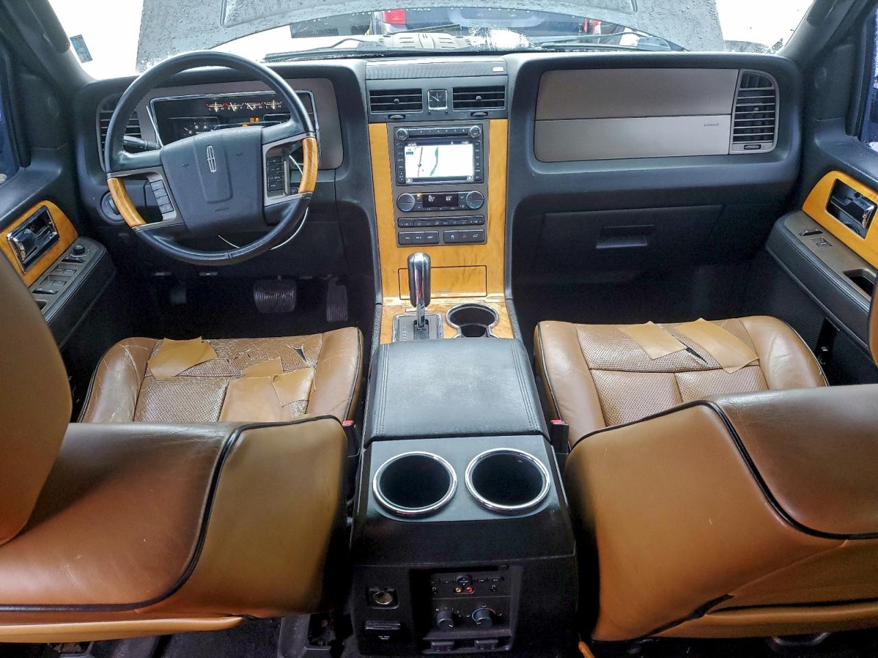 2011 Lincoln Navigator VIN: 5LMJJ2H5XBEJ04863 Lot: 93530645