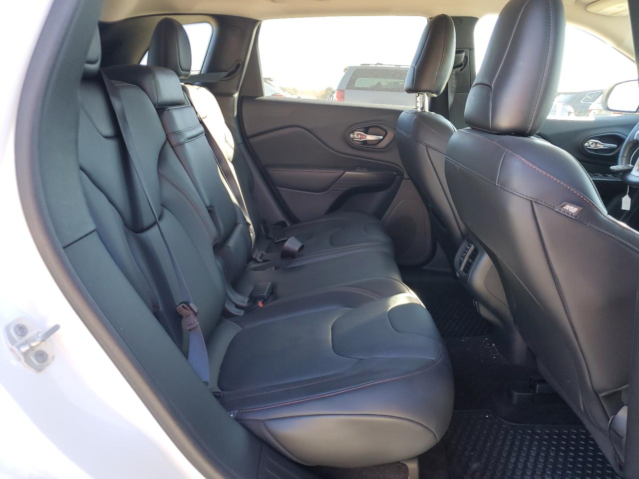 2016 Jeep Cherokee Trailhawk VIN: 1C4PJMBS8GW227719 Lot: 93120535