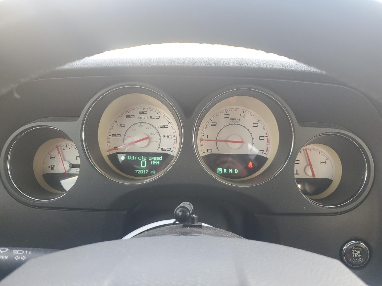 2014 Dodge Challenger R/T VIN: 2C3CDYBTXEH136831 Lot: 92024425