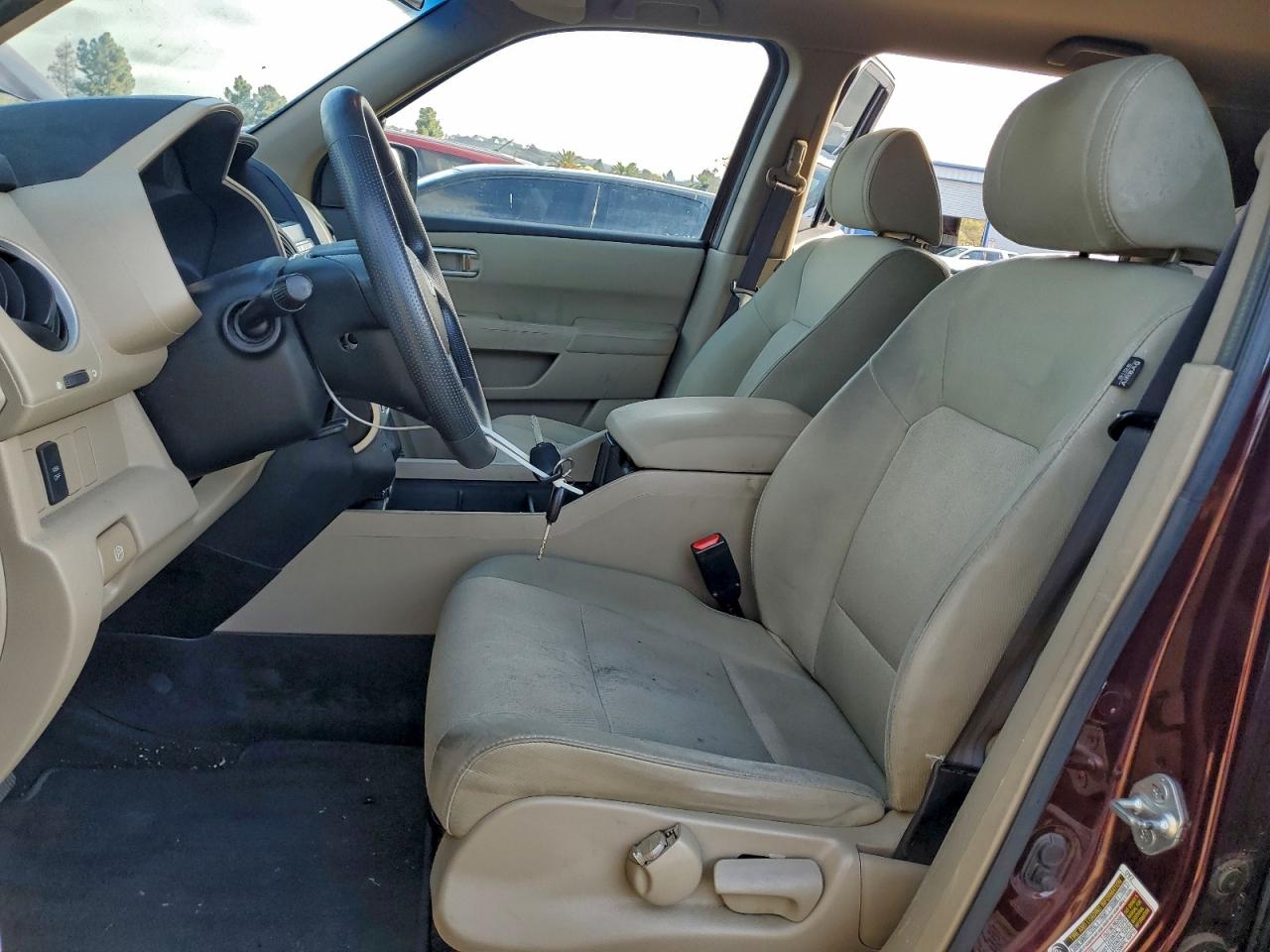 2010 Honda Pilot Lx VIN: 5FNYF3H28AB001120 Lot: 90648135