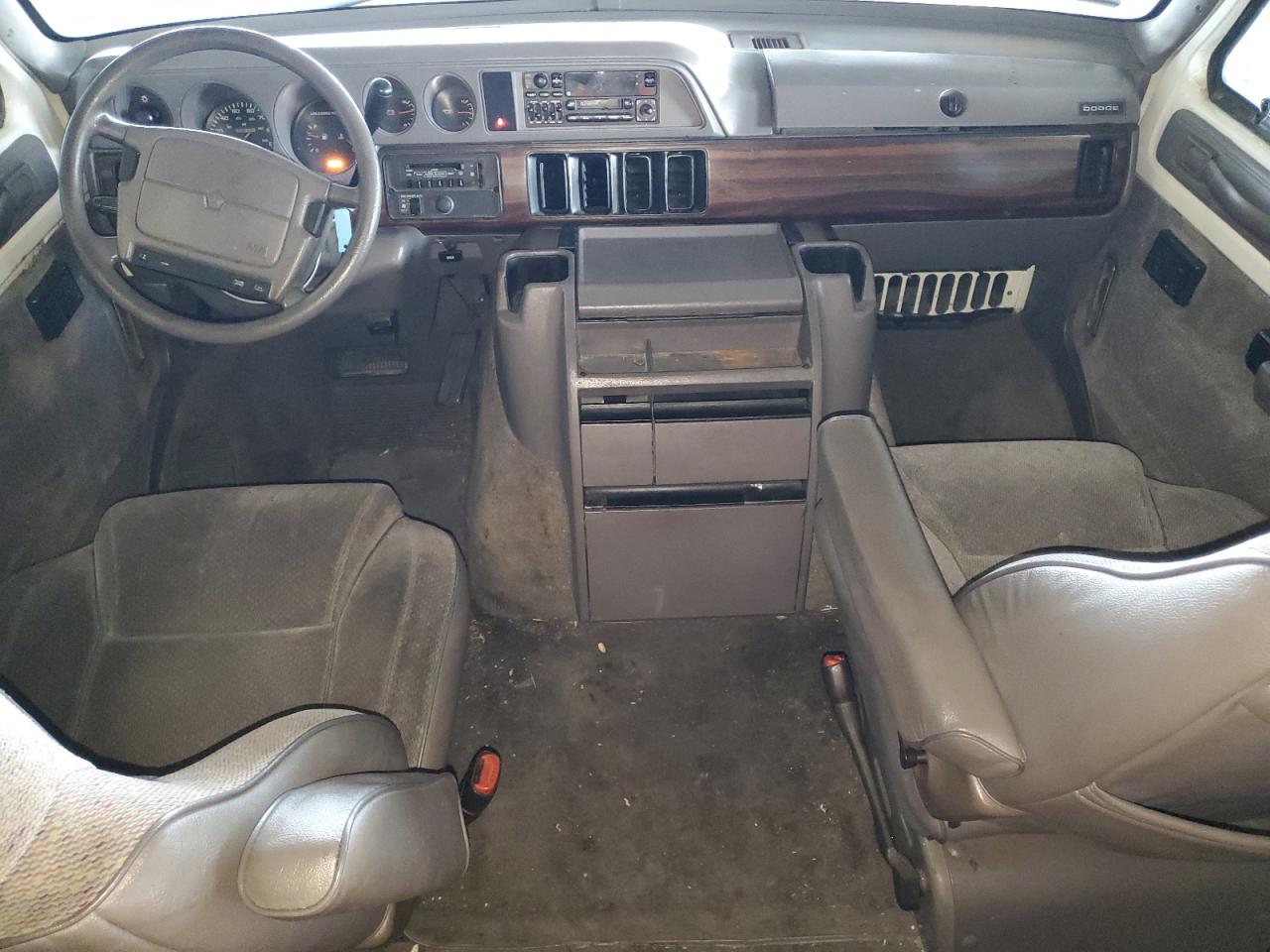 1996 Dodge Ram Wagon B3500 VIN: 2B5WB35ZXTK148214 Lot: 92360285