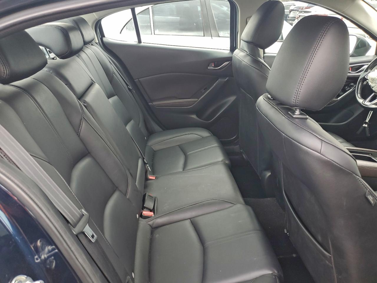 2018 Mazda 3 Touring VIN: 3MZBN1V36JM226543 Lot: 94028195