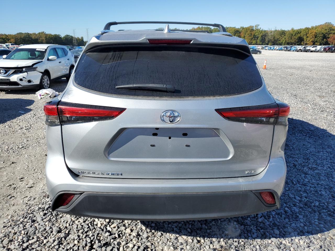 2022 Toyota Highlander Xle VIN: 5TDGZRAH8NS140704 Lot: 91318485