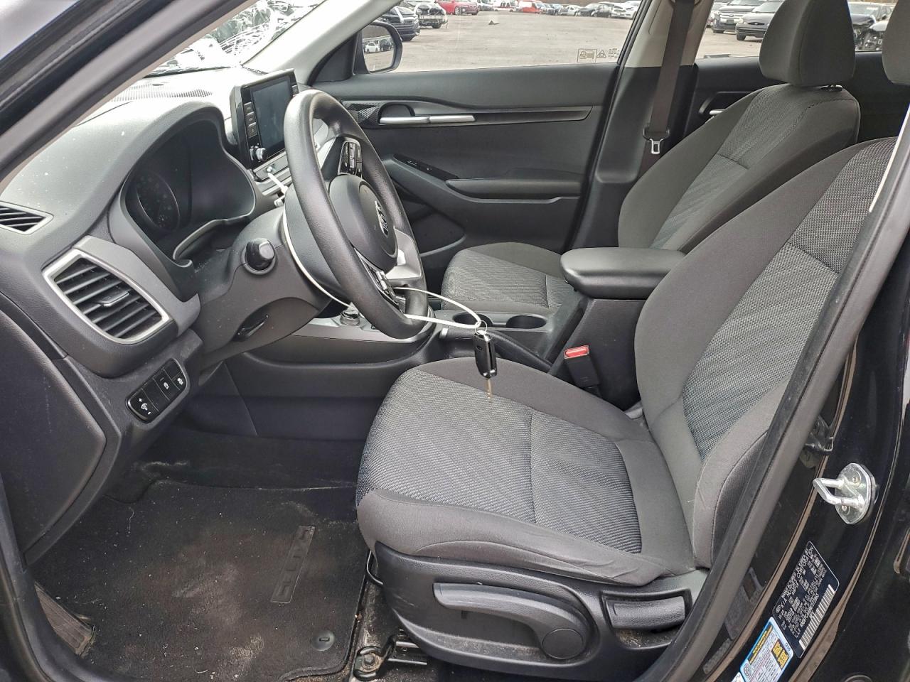 2021 Kia Seltos Lx VIN: KNDEPCAA8M7172865 Lot: 93863435