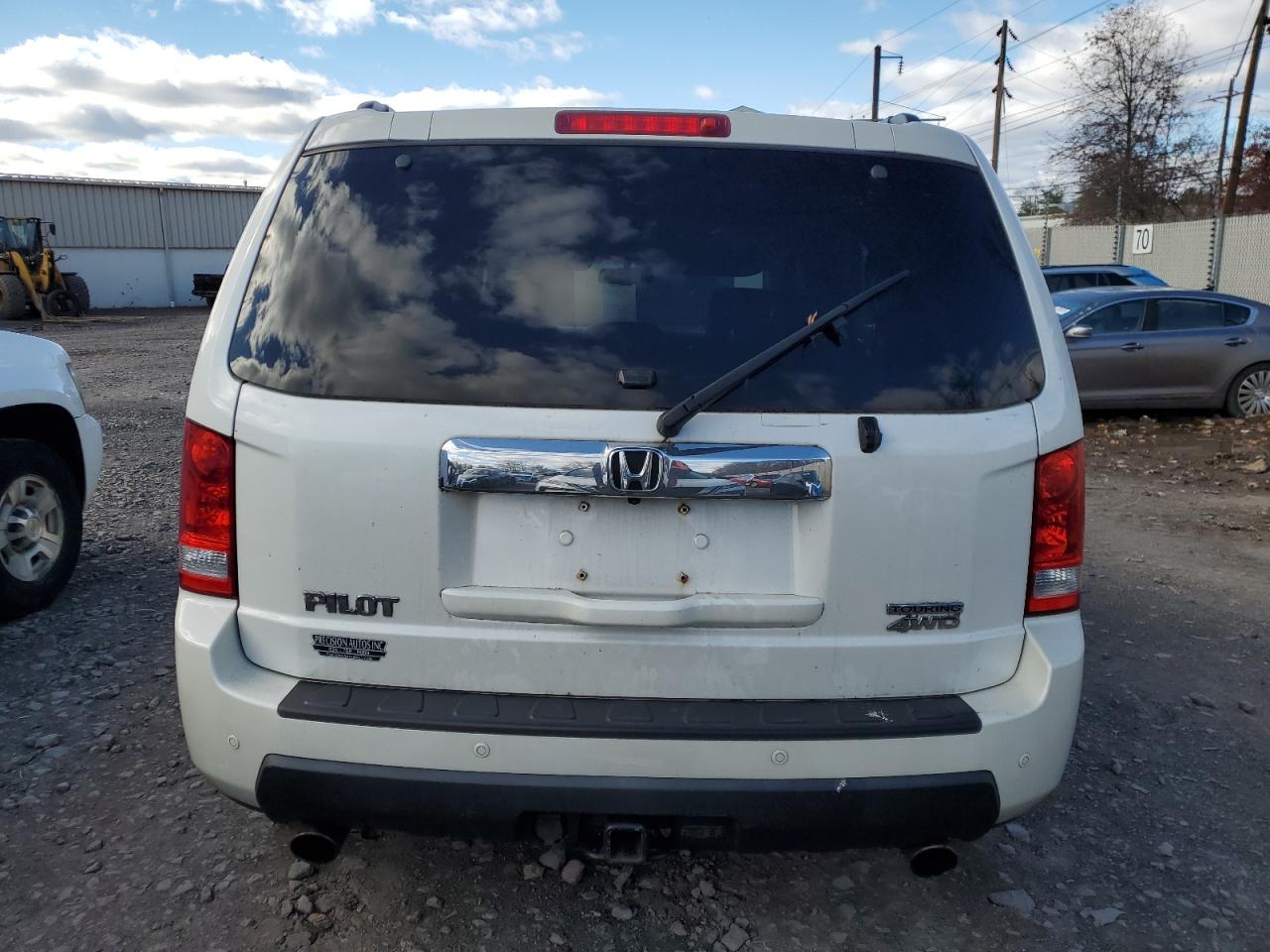 2011 Honda Pilot Touring VIN: 5FNYF4H96BB003484 Lot: 92462395