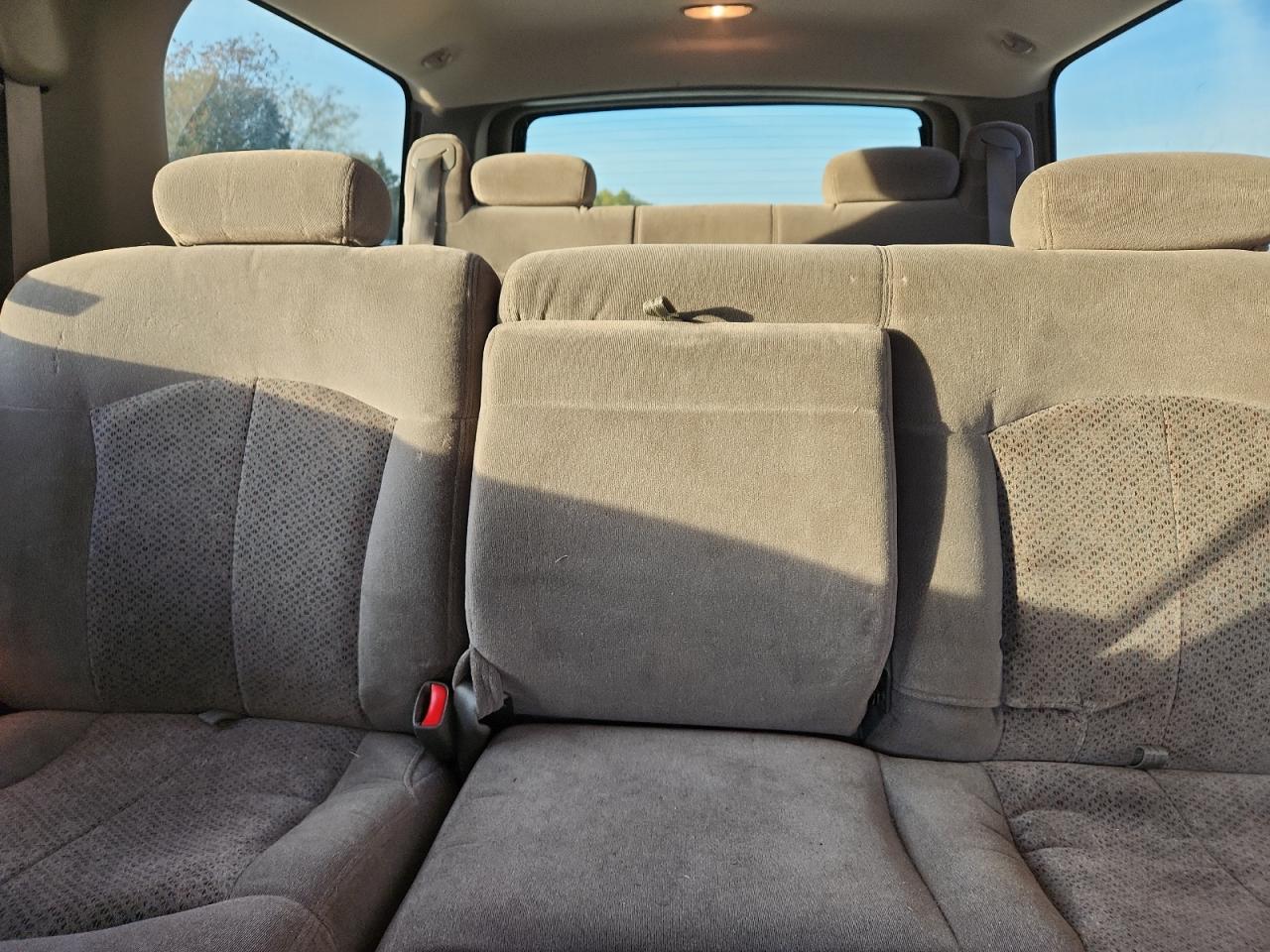 2002 Chevrolet Suburban K1500 VIN: 1GNFK16Z82J206428 Lot: 91600135