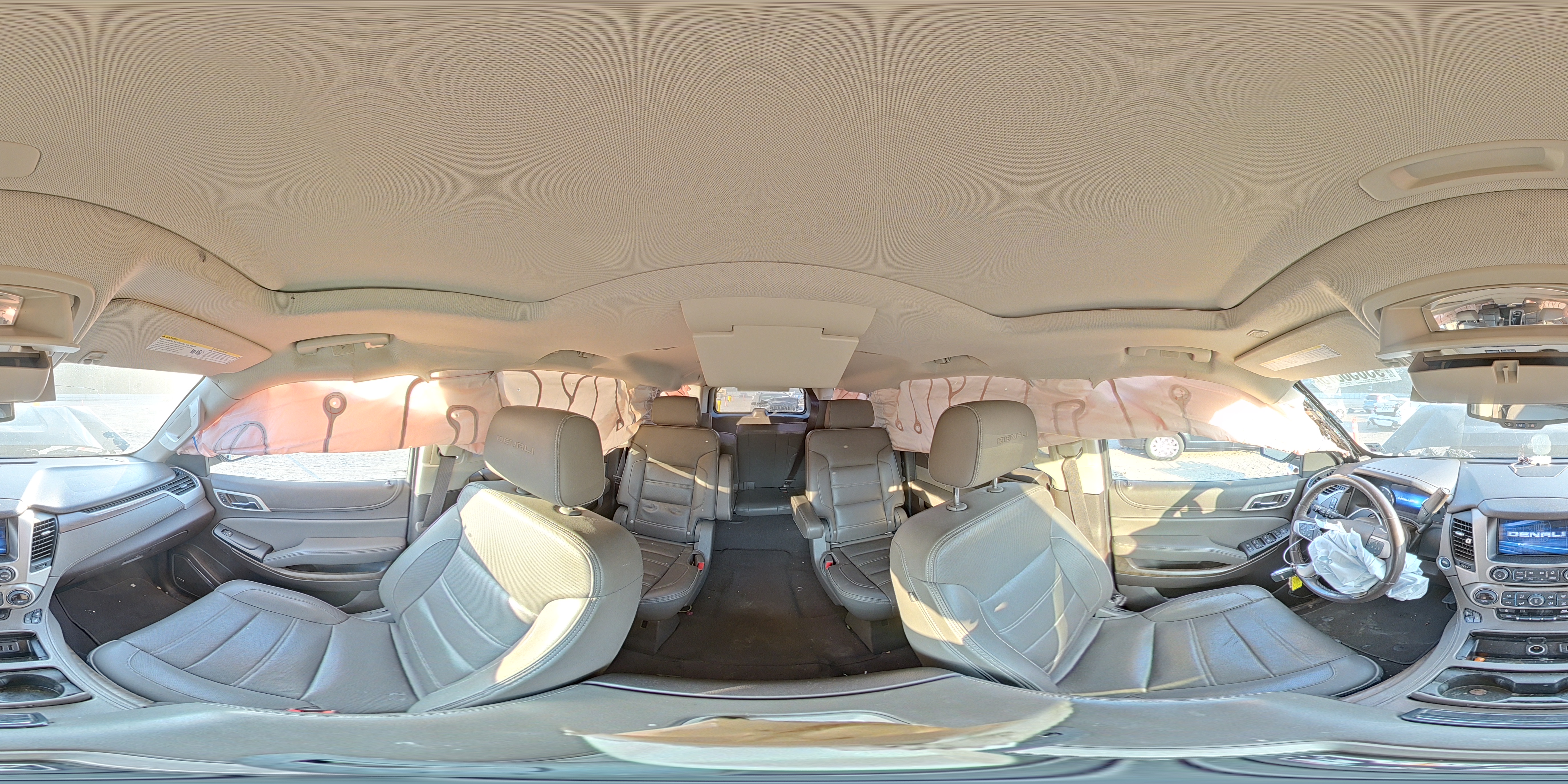 2018 GMC Yukon Xl Denali VIN: 1GKS1HKJ5JR221315 Lot: 93056815